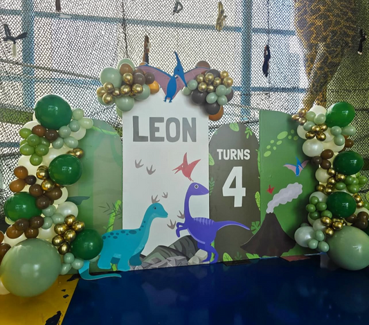 Back- León