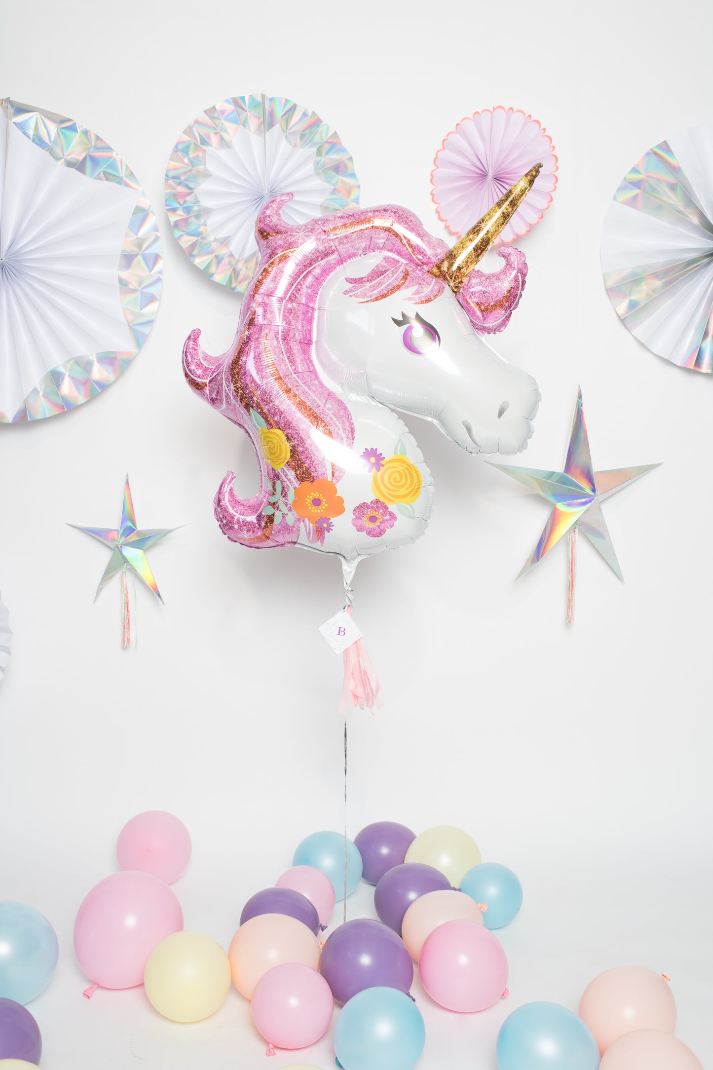 Cabeza de Unicornio con Flores